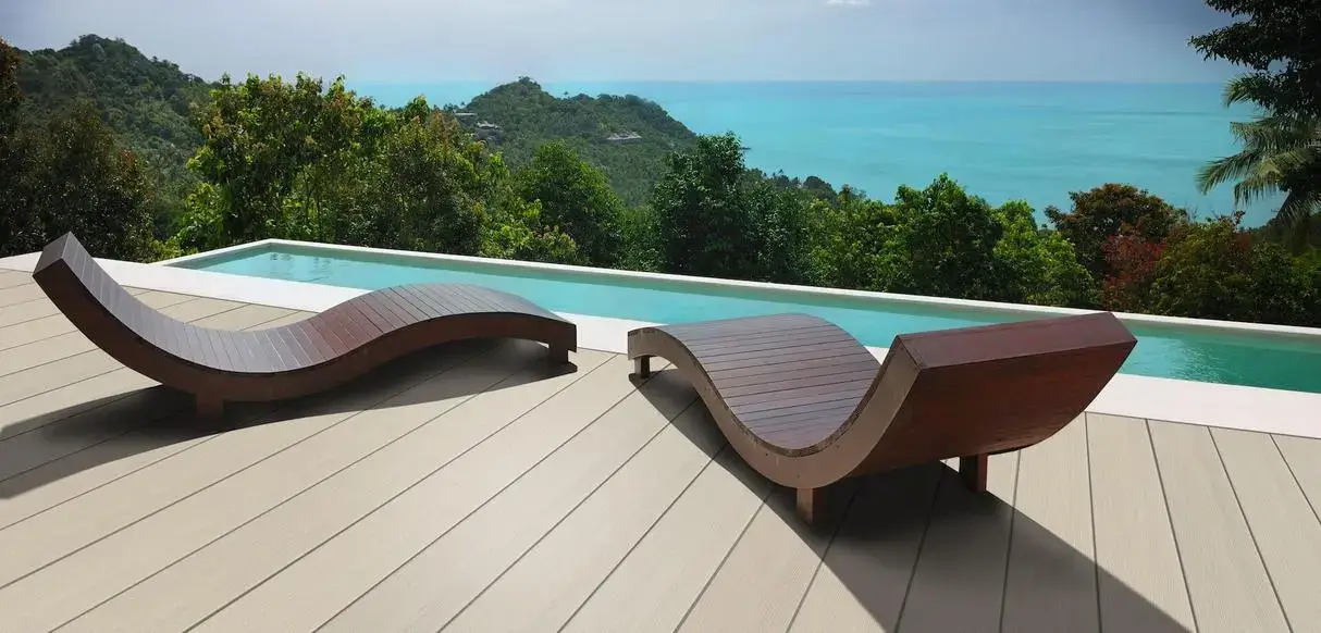 HD Deck® Pro extra-wide premium composite decking boards used on poolside